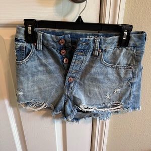HIGH WAISTED JEAN SHORTS
